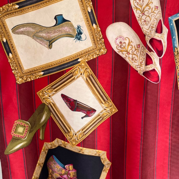 Vintage ECHO Large Silk Scarf Approx. 34" Square - Picture 2 of 6